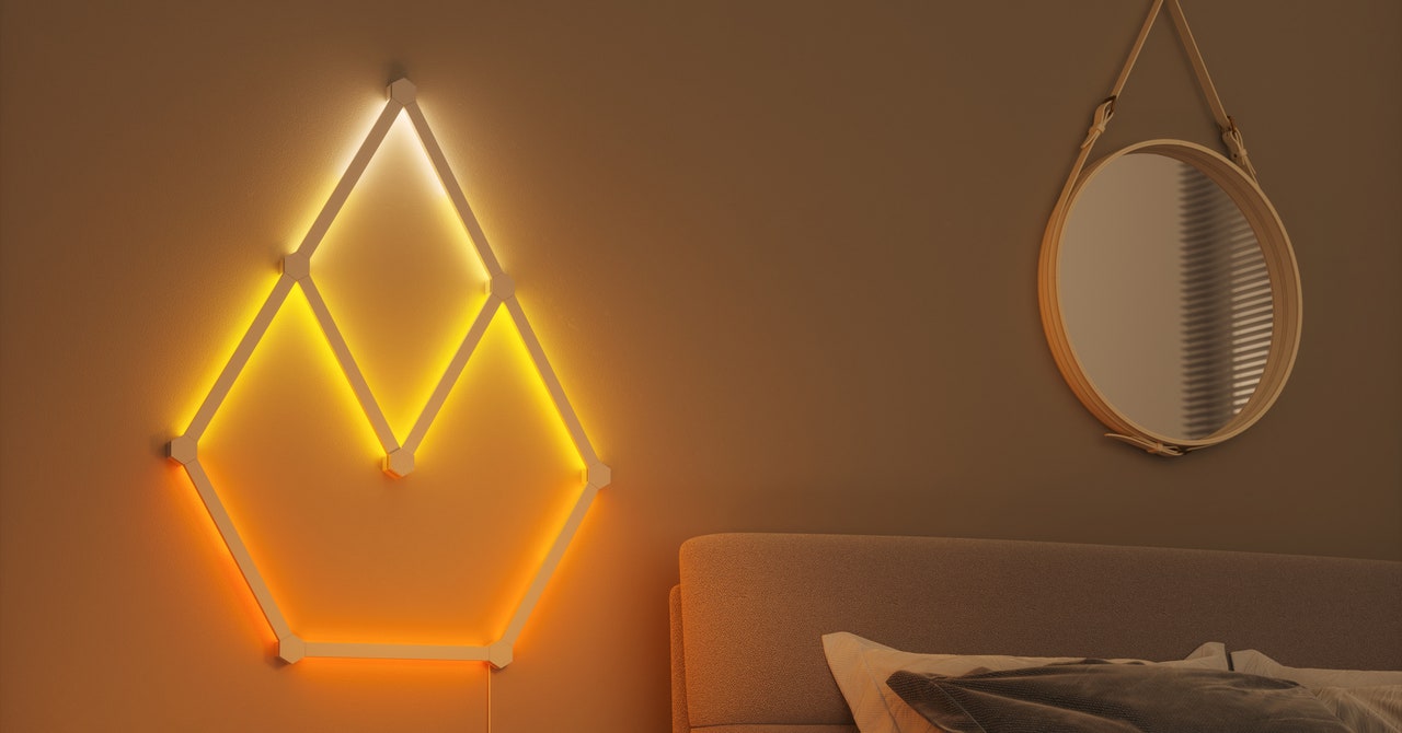 Nanoleaf Lines Review: Futuristic Color Changing Ambient Light Bars